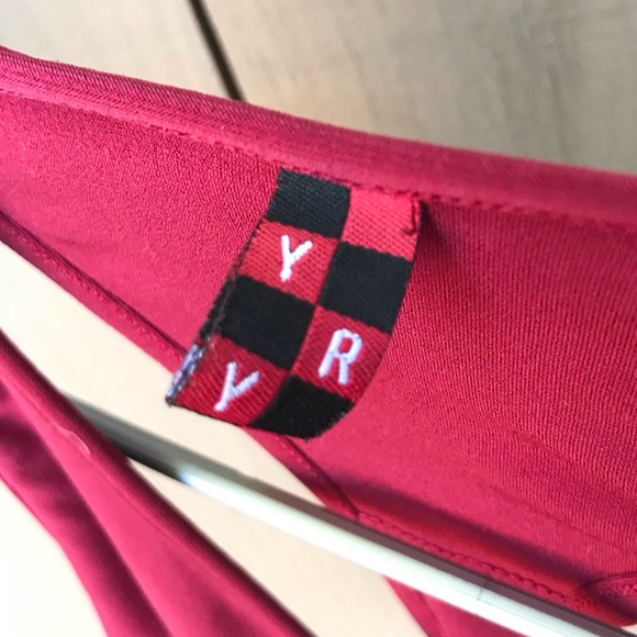 Red Deep V neck crop top/bralette - Picture 5 of 5